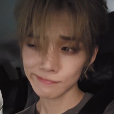 strawbrriws's profile picture. ns