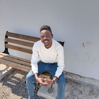 Hafiz266817's profile picture. 