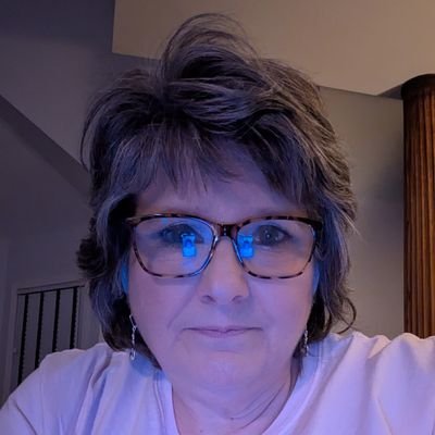 DianaWeldon's profile picture. Mom. Wife. Sister. Aunt.