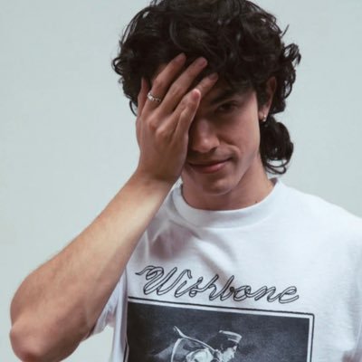 vickxskz's profile picture. she/her 𝚒 𝚕𝚘𝚟𝚎 𝚌𝚘𝚗𝚊𝚗 𝚜𝚕𝚊𝚢.