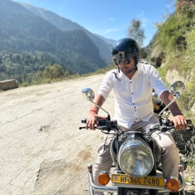manthanojha_'s profile picture. Too much cricket, a bit of chess, touch of tech, and some politics. The rest is chaos. Don’t forget to DM if you want to solve a data problem! 🙌🏻