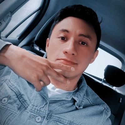 LuisSanchezG17's profile picture. 