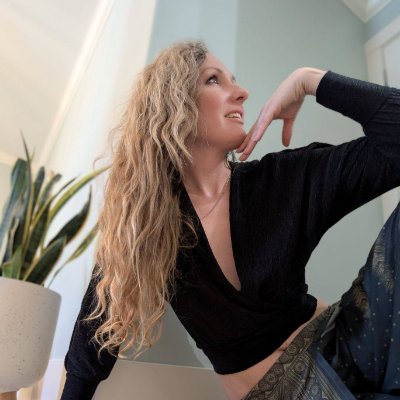 KristallUNITE's profile picture. UNITE: A new operating system for human & planetary flourishing. Personalized paths to optimal wellbeing! SpeedHealing app coming soon!

https://t.co/FTyMcw1vGb