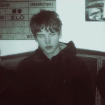 davifaveroo's profile picture. IT professional and painzete