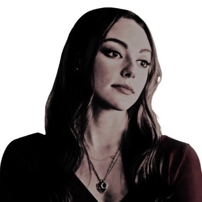 Daughter of Scar and Anastasia Woods ,Ultimate Hybrid Huntress ,A Guard to General King {AVP~MV OC }{26+}