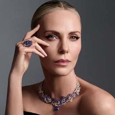 Togetherforher7's profile picture. TOGETHER FOR HER !!!!

https://t.co/OooC8qI1dm