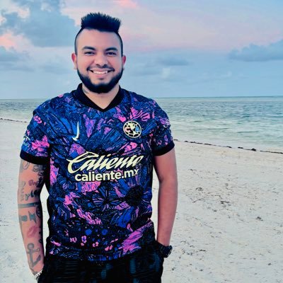 OmarGlep's profile picture. Todo cambió cuando conocí a Louisa Clark…