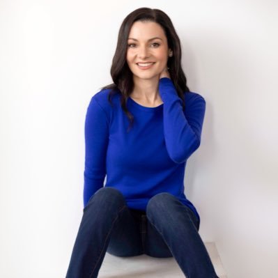 emck_writes's profile picture. Doctor, Aspiring Author, Terrible Cook