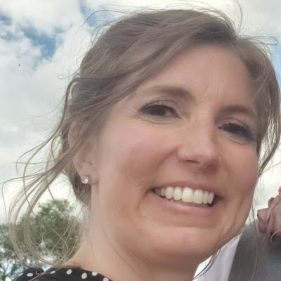 AshleyHalv52059's profile picture. 