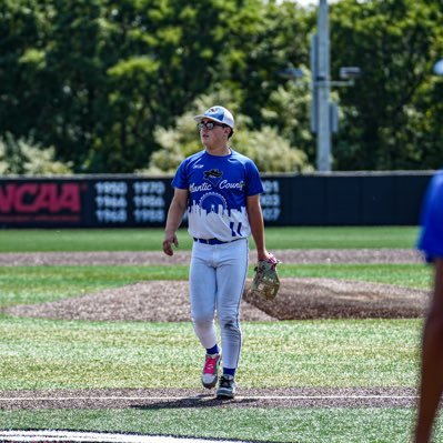 class of 2026, rhp/mif @acoutlaws09 18u, acit 5,8 160 lbs ajscioli11@gmail.com