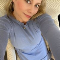 rniqjkmv (@ngswh34285657) 's Twitter Profile