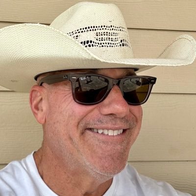 Realtor/ Pilot/ Patriot 🇺🇸 🚁🛫I know things. #USArmyVet, Married 🚫DM’s🚫Porn🚫 Crypto. I land on glaciers, water, rocks, asphalt.♥️ #MAGA & #MAHA
