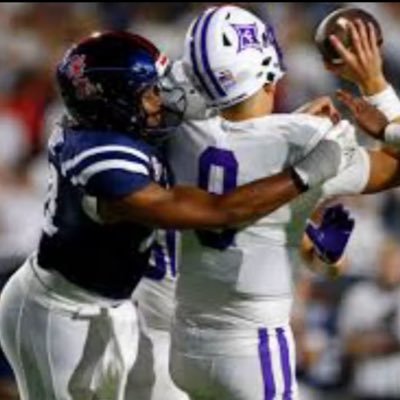 DrunkenDinGVL's profile picture. Biggest Furman Football fan since the Crusades | Socon Champs x15 | Roll ‘Dins⚔️