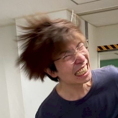 ユーティリティボーイズ(@utilityboys_)でお笑い修行中👊
ゆとりユーティリティ(@yutoriutility)もよろしくね