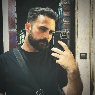 moein_baba's profile picture. حقوق خوندم قراداد نویسم واسطه ام هستم کلاهبردار نوین