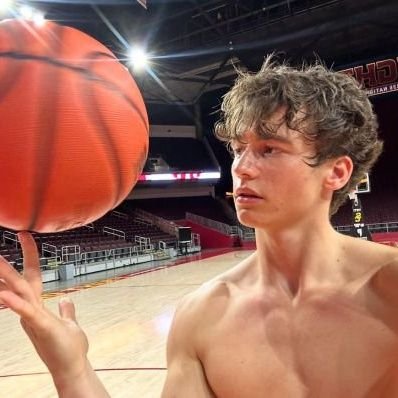 K1NGB4LL3R's profile picture. 