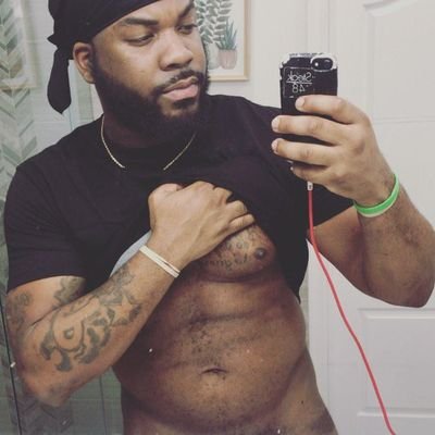 I’m 6’3 😋💦 Full Time Chef, Part time Content Creator 💦😋 Freak #444 ♊️