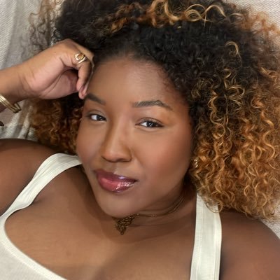 foodie by nature | 🔺1913 🐘 | my tweets will have a typo or 2, get over it