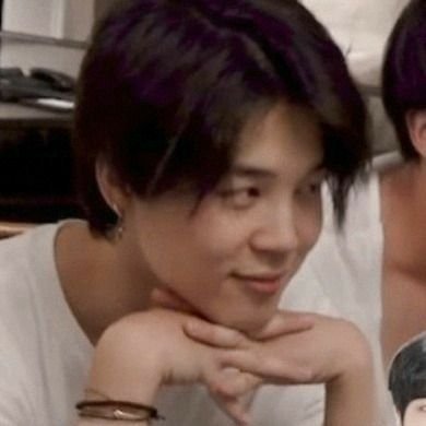 RitaMaji2's profile picture. I purple you 💜

bcd-bts_ri