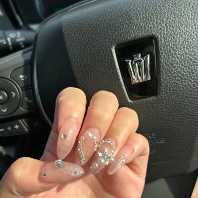 rnllxvobzl's profile picture. 車好き。  クラウンRS乗ってます。