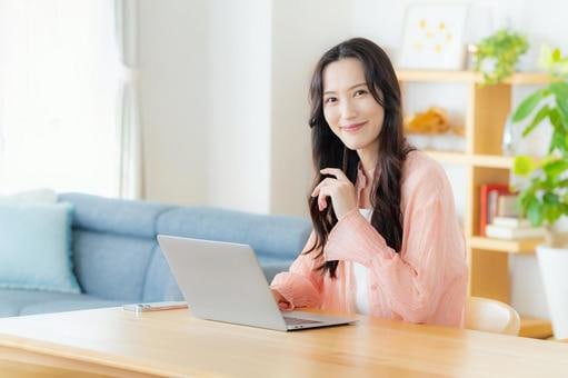 当社は、会社の委託を受けてオンラインの在宅ワークスタッフを募集しています。
💵 每日報酬:6000円~5万円 、給与は日払いです
🔍勤務時間:30分から80分
問い合わせ担当者LINE追加:【https://t.co/X0EzRbcudb】