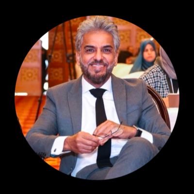 اُستـاذ مشارك في قسم علوم الأشعه بجامعة الكوــت