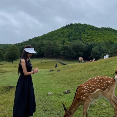 Pablcsonsx's profile picture. 地球の裏側までジャンボジェットで8時間✈️
 でも現地の🐪ラクダに乗るのに2時間かかる矛盾 
#旅あるある #時空の歪み