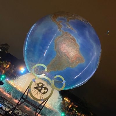 KfMyN1mYIn989's profile picture. 