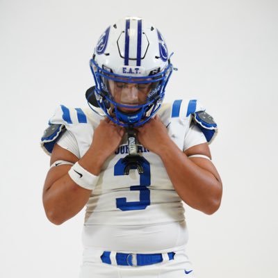 Mortimer Jordan HS, |C/O 26’| |INSIDE LB| |17 y/o | squat:545| |bench 275| |585 deadlift| |weight: 210| 3.9gpa (205)-675-6737 AGTG✝️ #EAT