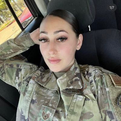 Chasing dreams and catching vibes. Born to stand out, not fit in. Living life on my own terms. Creating my own path, not following trends. 🇺🇸🇺🇸🇺🇸