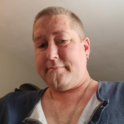 wdehart2888's profile picture. I'm seeking Private Investors who will entertain my 2 paths ahead of me to achieve my future ambitions.  I'm not an investor so don't ask. No scammers. No porn.