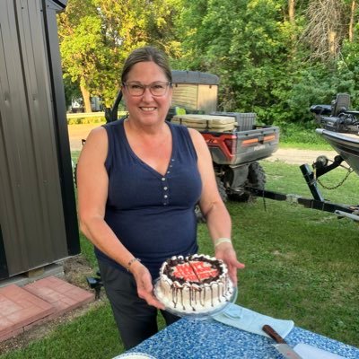 micsourey's profile picture. Farm wife 💑 mom & stepmom 🌻 grandma 💕 retired from Co-op ☯️