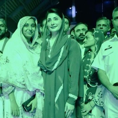 Political women,self employee, social activist, DISTRICT YOUTH COORDINATOR
قائد محترم نواز شریف صاحب،لیڈر محترمہ مریم نواز صاحبہ،♥