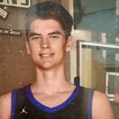San Juan Hills HS Varsity Center/5 - 6’8’’/205lbs 4.3GPA