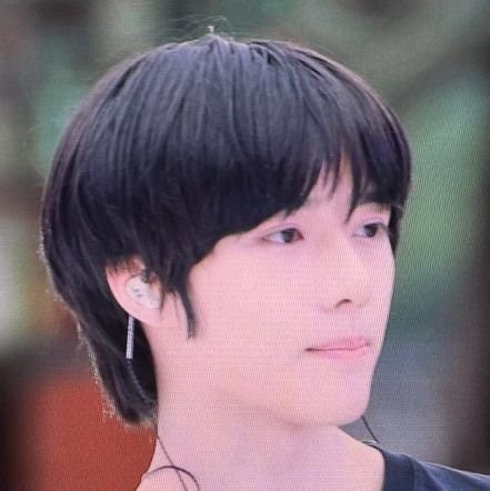 / 27 / She / BEOMGYU / TXT / ENHYPEN / PLAVE 💙💜💗❤️🖤 / This is for READING account only.
