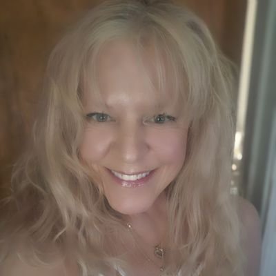 🕊Cyndee🕊 🇺🇲 🇮🇹 Profile