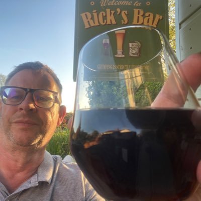 r_w_d_1962's profile picture. I’m what is probably known now in UK as Far-right. Just a normal semi retired bloke, proud to be now working in British farming industry.
