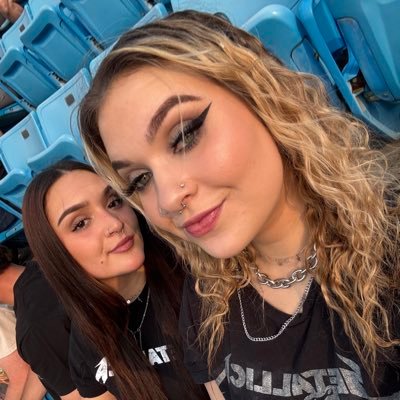 delilah_smith15's profile picture. 24 | north carolina | #tpwk 🤍 | 🏳️‍🌈