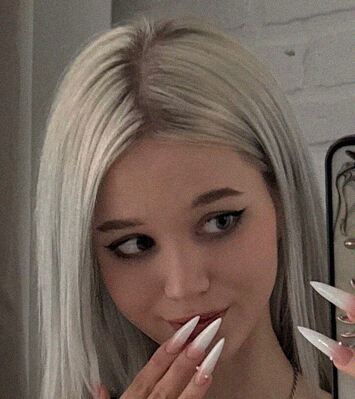 My main @Joyfulnesx. This a burner acc, so fоllоw me on my main, please.