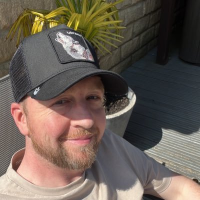 realdenham85's profile picture. @lufc