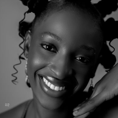 fortressbako's profile picture. God💗
Goals☺️
Growing🥰
Glowing✨
#OmoIren