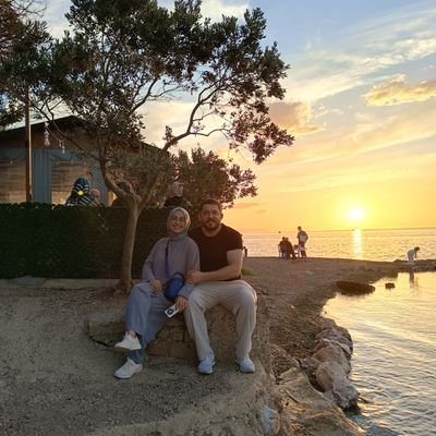 murat929292's profile picture. her sahici fikir bir direniştir
her samimi zikir bir diriliştir

hemşire kocası bir laborant.