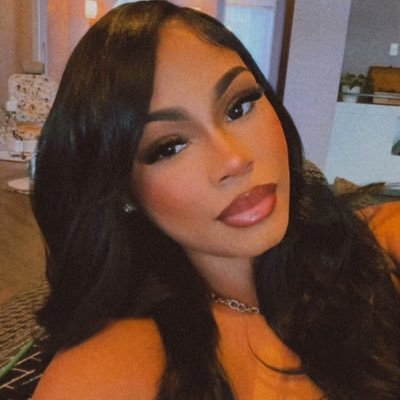 ig:ashleewilliams | cancer♋️✨ YouTuber📹