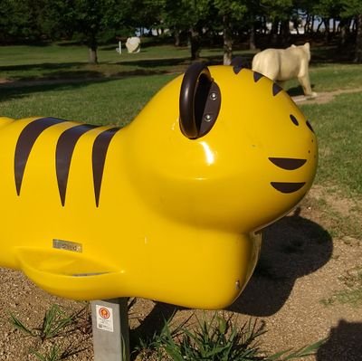 集団ストーカー被害者です。
被害に気づきだしてから軽く10年は超えてると思います。黙っていても悪化するだけなので自分で発信して状況を少しでも改善していきたいですね。
#集団ストーカー犯罪被害者