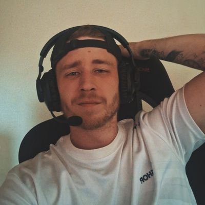 ‣
‣ 1x🏆 Project Queens Winner
‣ ex @cgnesportsgg @rizondotgg @fokusclangg @AKAHEROESPORT @GONXT