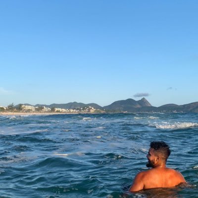 Tudo que é muito decepciona. (ainda tentando usar isso aqui)