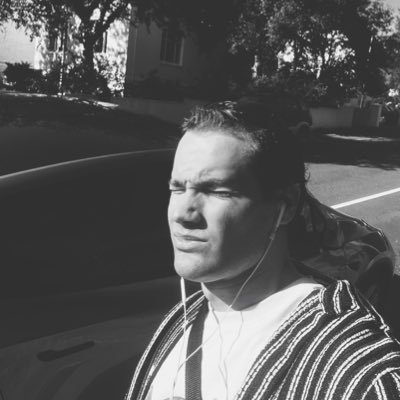 viktor_vilz's profile picture. Follow @oscar_shibainu