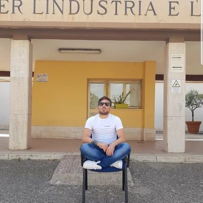 《I giorni passano tutti uguali cambiano solo i numeri nei calendari 📆》