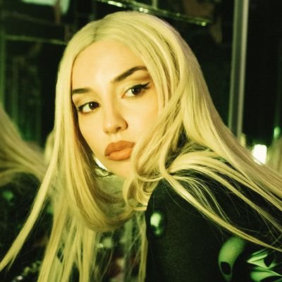 benadrylxngyl's profile picture. he/him