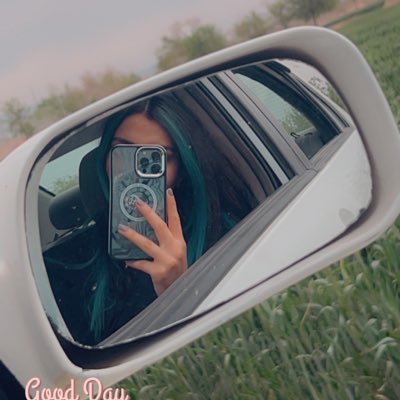 LalehTokhi's profile picture. Architect 👷‍♀️ Graphic Designer 👩‍💻 Student @CodeToInspire